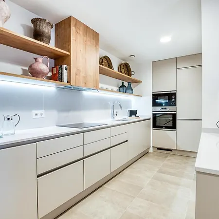 Chic! By Alegria Apartment
