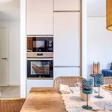 Apartment Chic! By Alegria Cambrils